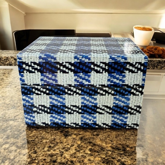 Blue Plaid Metal Recipe Card Box Dividers Retro Style. Loaded with recipes. - Picture 4 of 5